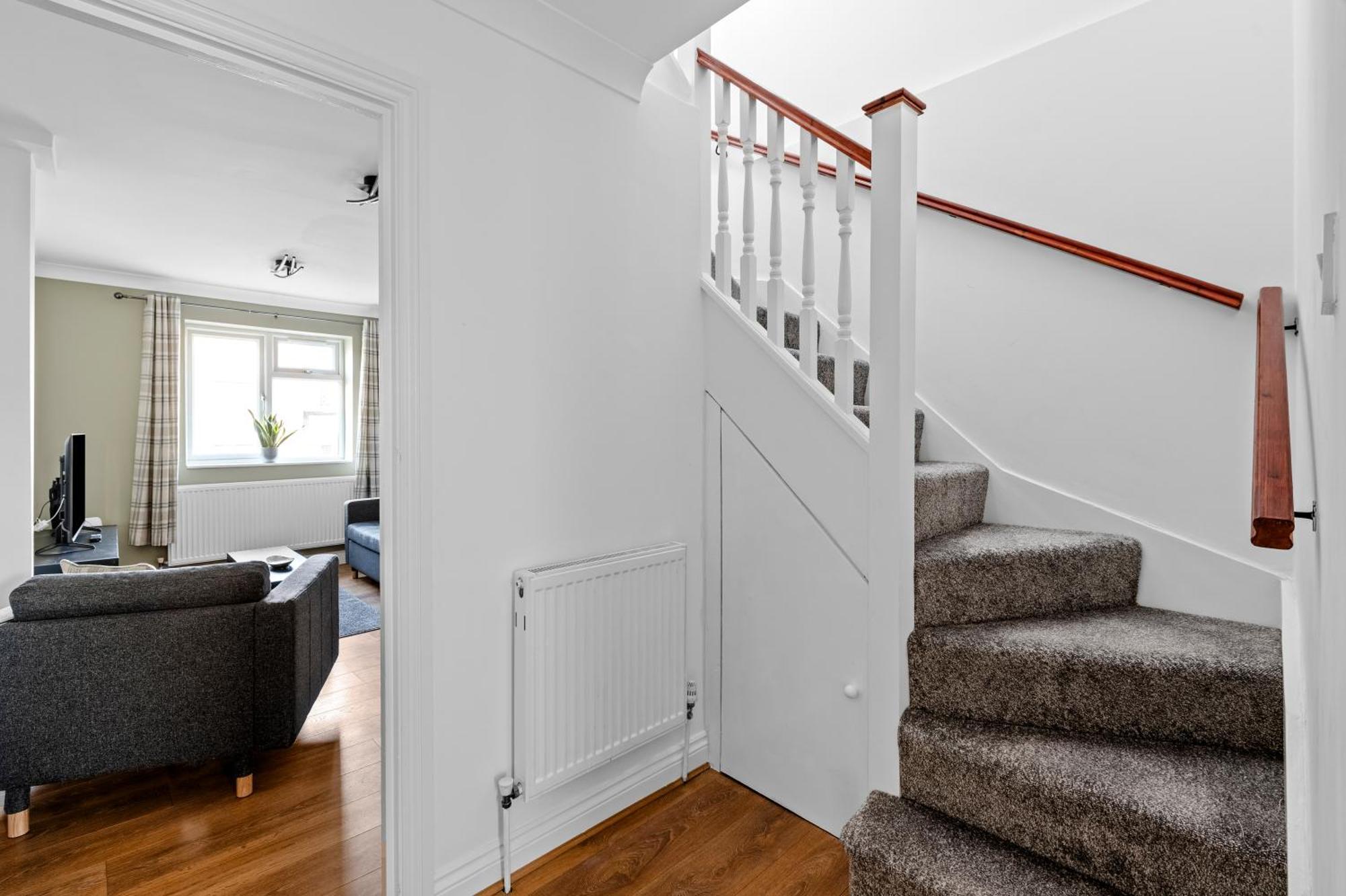 Cosy 2 Bedroom Flat In East Ham, Close To Excel Лондон Экстерьер фото