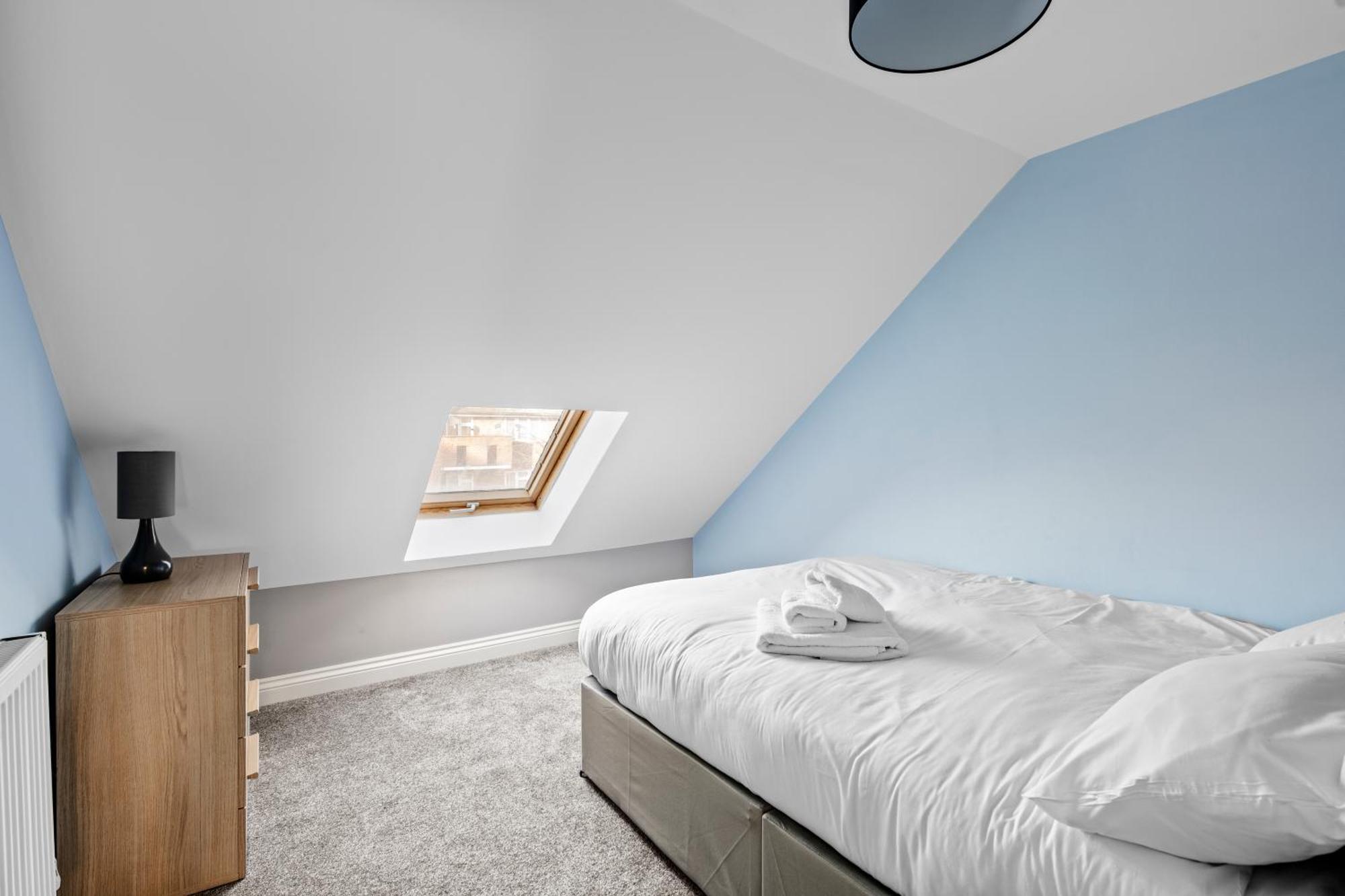 Cosy 2 Bedroom Flat In East Ham, Close To Excel Лондон Экстерьер фото